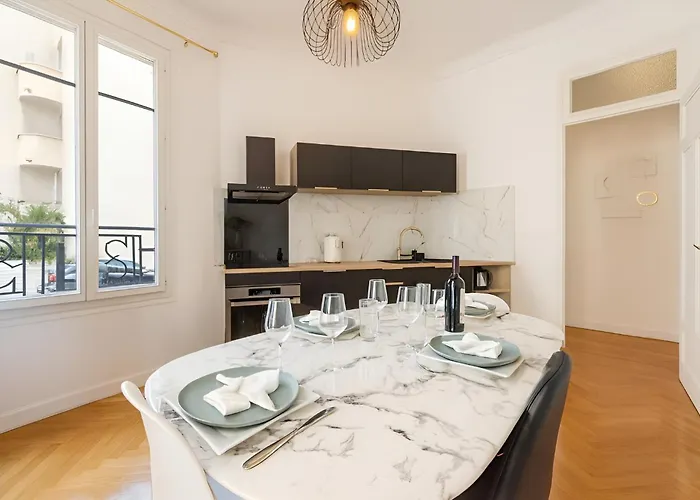 Azur Elegance Air Conditioning 8 Min Sleeps 6