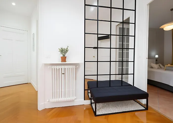 Azur Elegance Air Conditioning 8 Min Sleeps 6 *